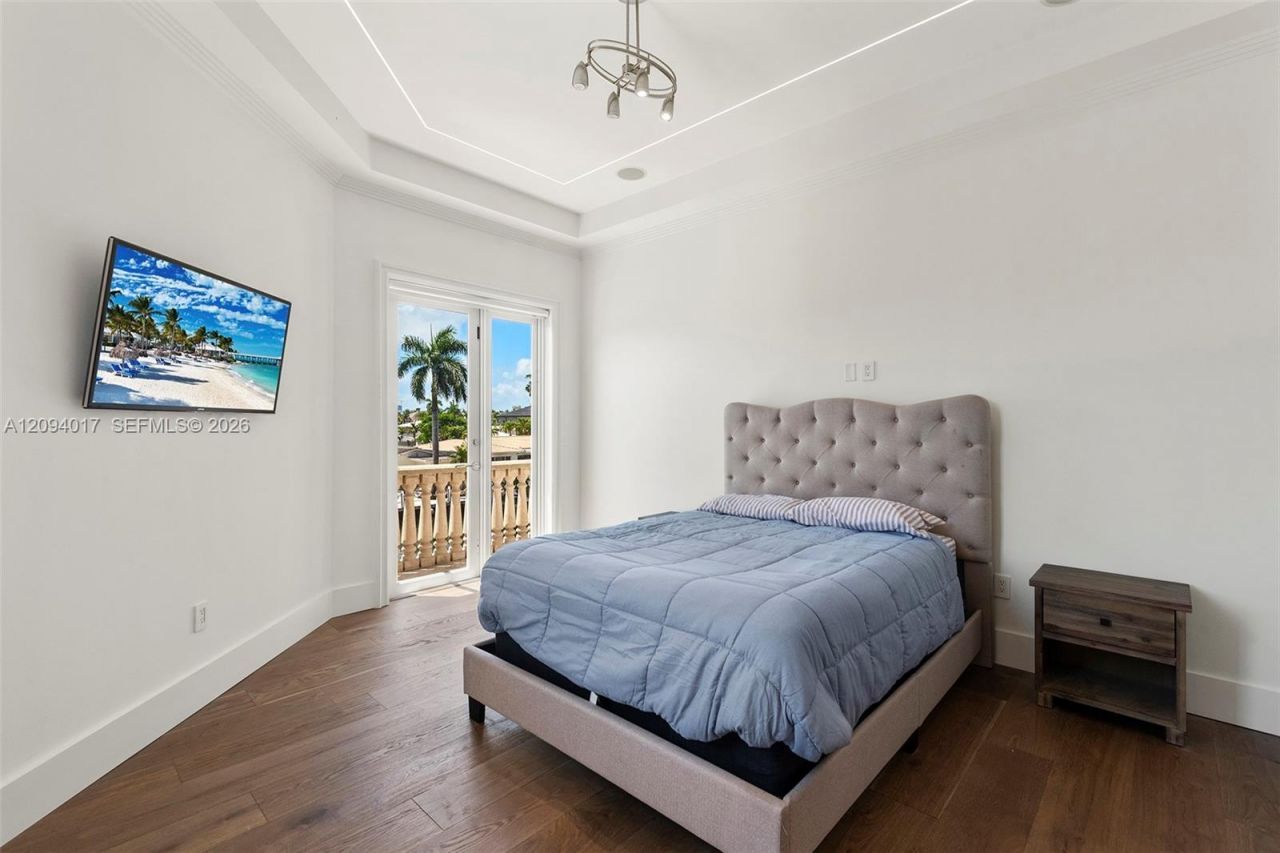 3442 NE 171st St , North Miami Beach, FL 33160 Photo
