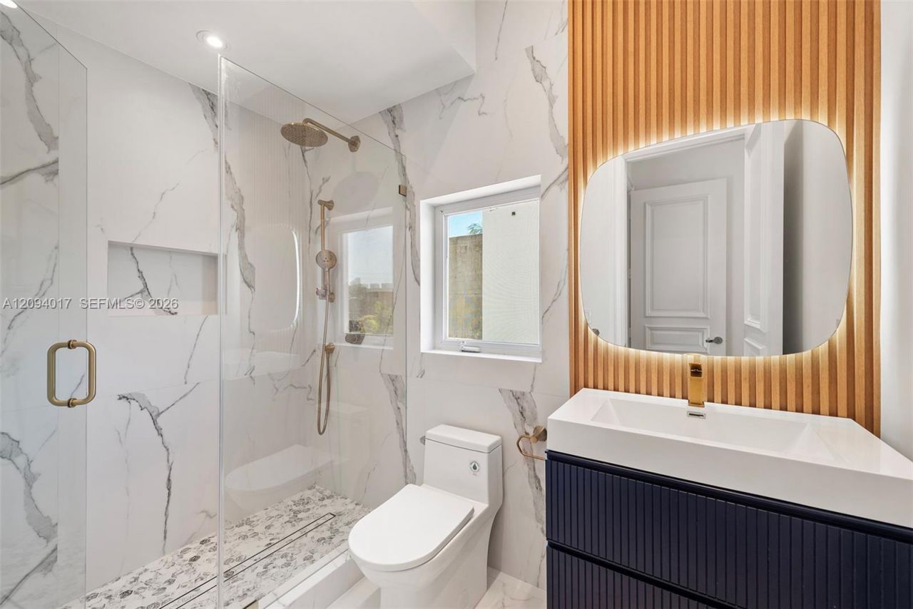 3442 NE 171st St , North Miami Beach, FL 33160 Photo
