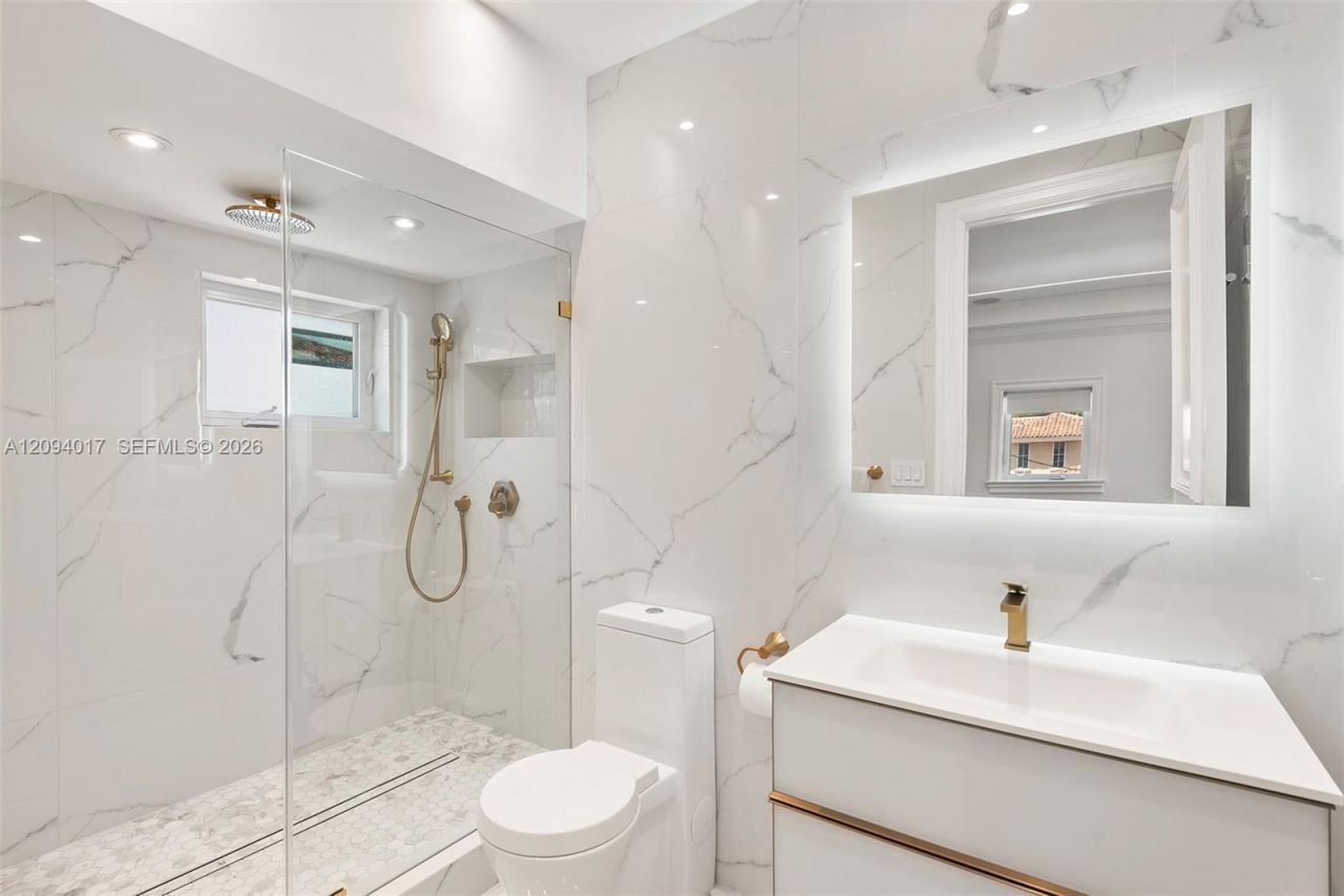3442 NE 171st St , North Miami Beach, FL 33160 Photo