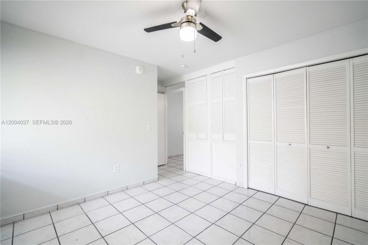 260 Navarre Ave , Unit 11, Coral Gables, FL 33134 Photo