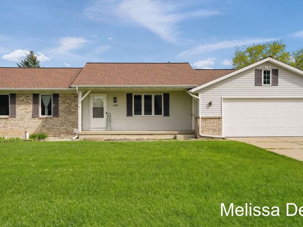 4359 Hickory View Court, Wayland, MI 49348