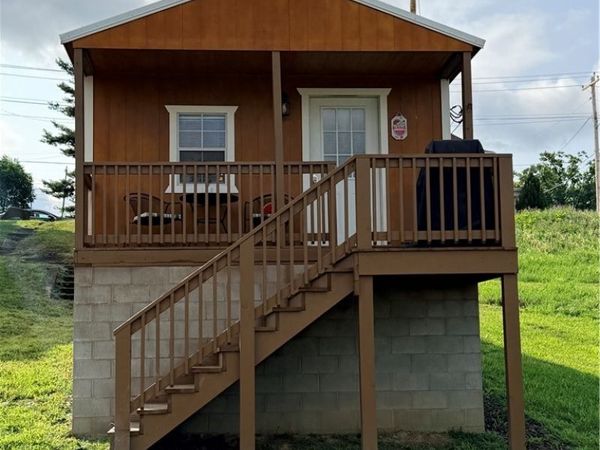 257 S Muskingum Street , Cadiz, OH 43907