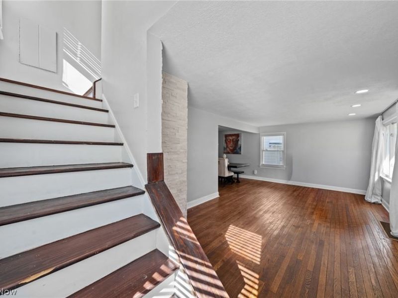 4527 Laurel Road, South Euclid, OH 44121 Photo 17