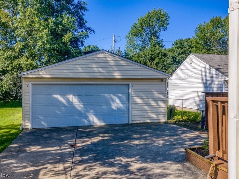 4527 Laurel Road, South Euclid, OH 44121 Photo 37