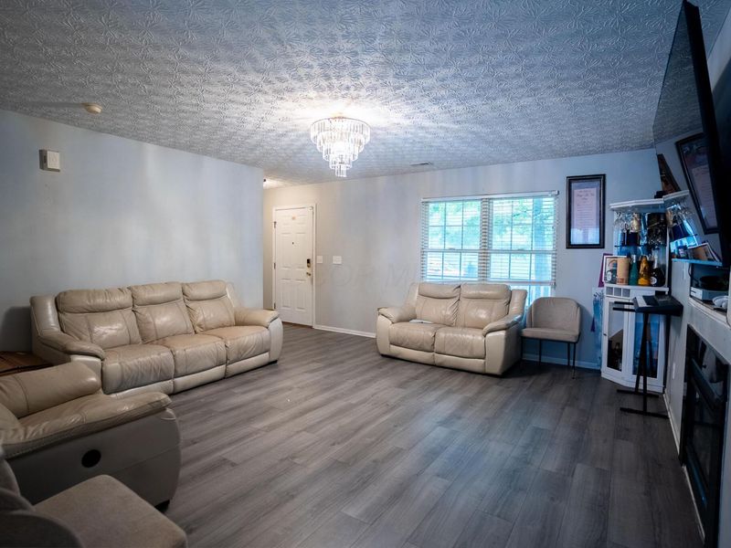 1816 Village Ridge Lane, Unit 39, Columbus, OH 43219 Photo 3