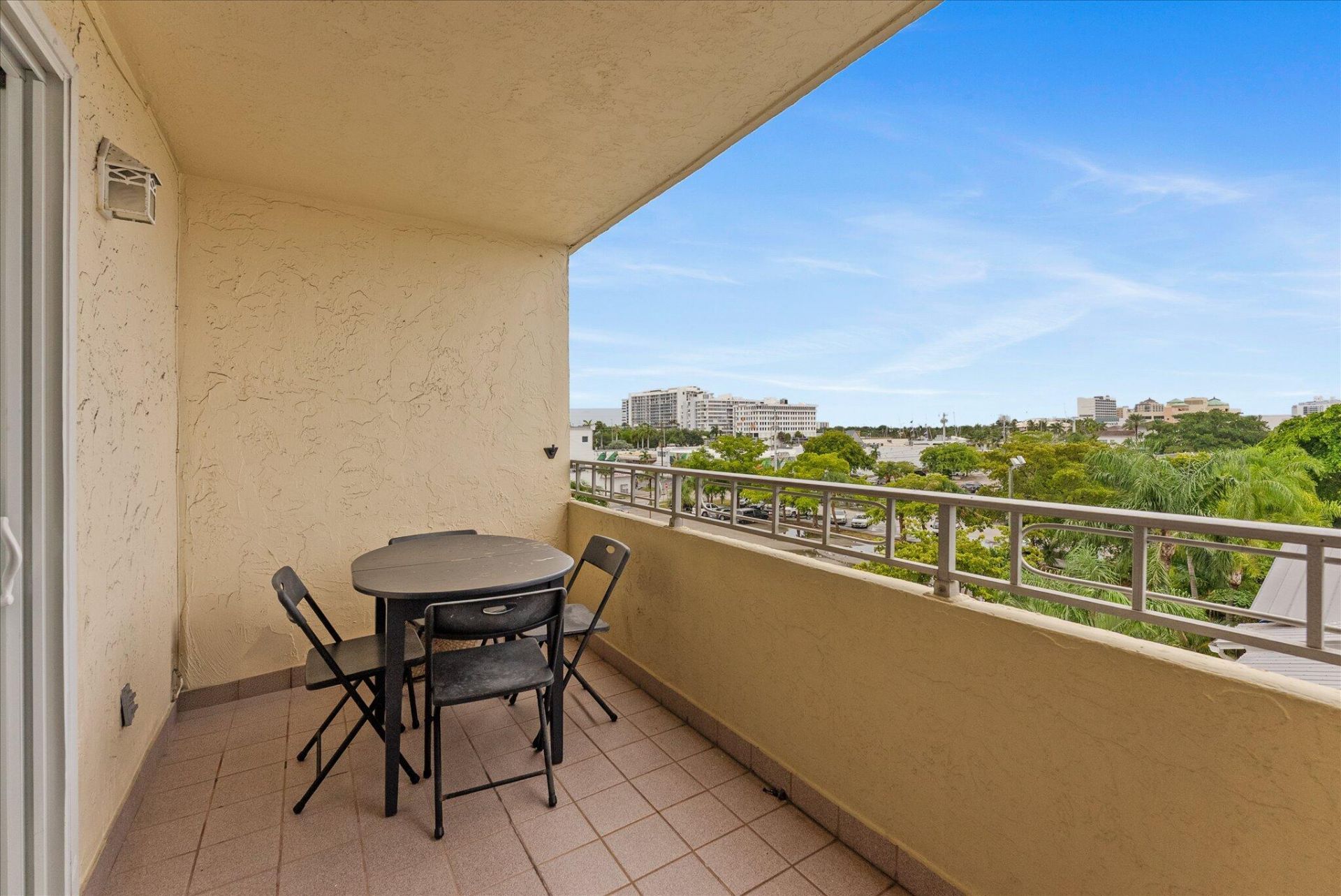 900 NE 18th Avenue, Unit 406, Fort Lauderdale, FL 33304 Photo