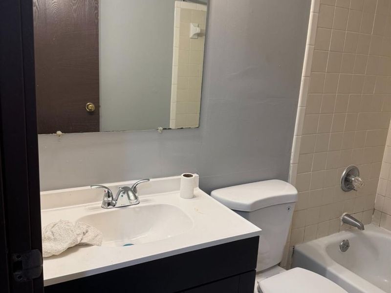 2431 Mustang Drive, Unit 15, Cincinnati, OH 45211 Photo 12