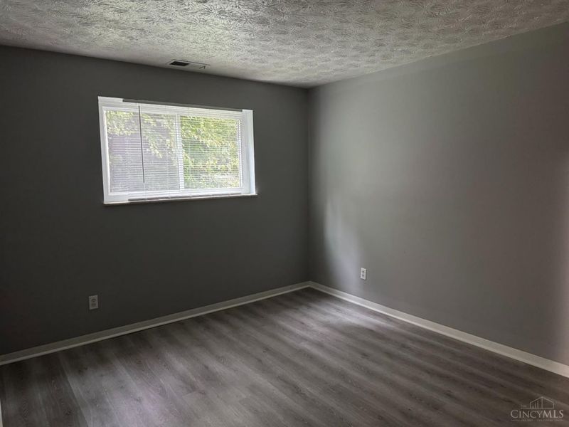 2431 Mustang Drive, Unit 15, Cincinnati, OH 45211 Photo 13