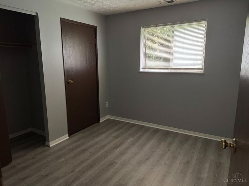 2431 Mustang Drive, Unit 15, Cincinnati, OH 45211 Photo 8