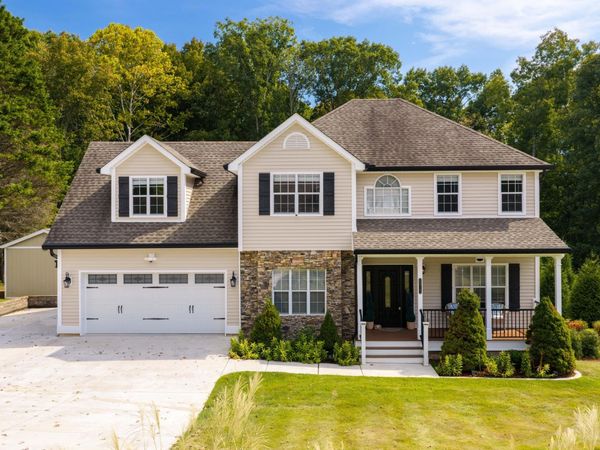 8912 Grey Mountain Drive , Ooltewah, TN 37363