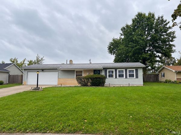 7921 Chinchilla Lane, Fort Wayne, IN 46816