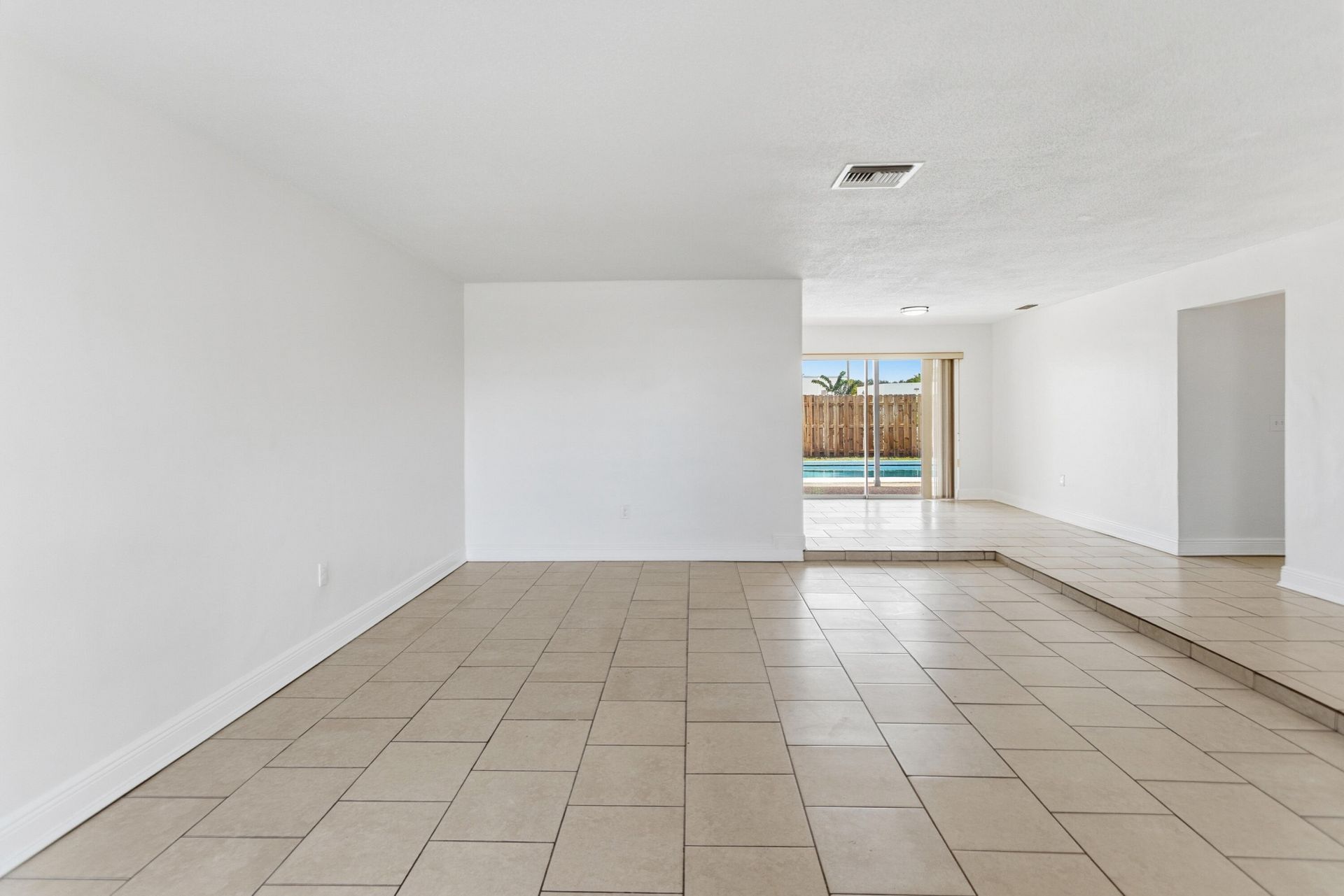 2000 NW 91st Way, Sunrise, FL 33322 Photo