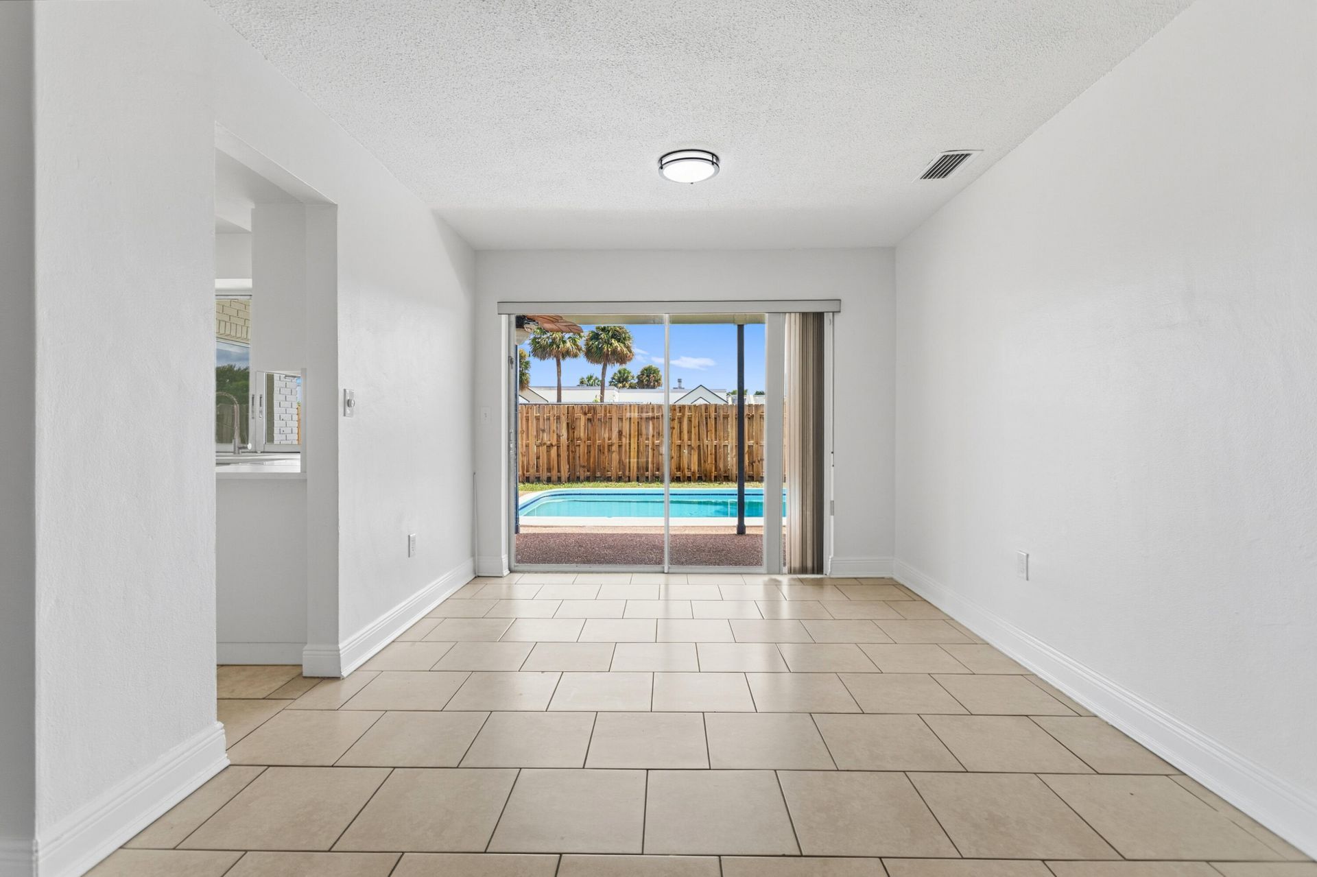 2000 NW 91st Way, Sunrise, FL 33322 Photo