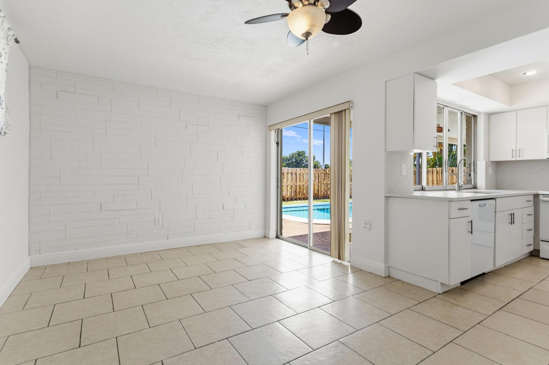 2000 NW 91st Way, Sunrise, FL 33322 Photo