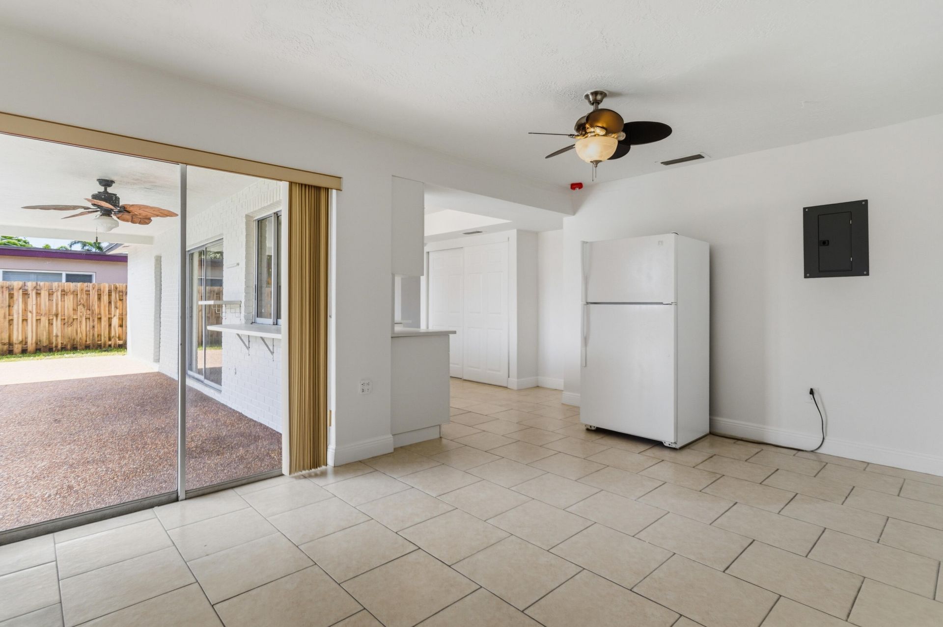 2000 NW 91st Way, Sunrise, FL 33322 Photo