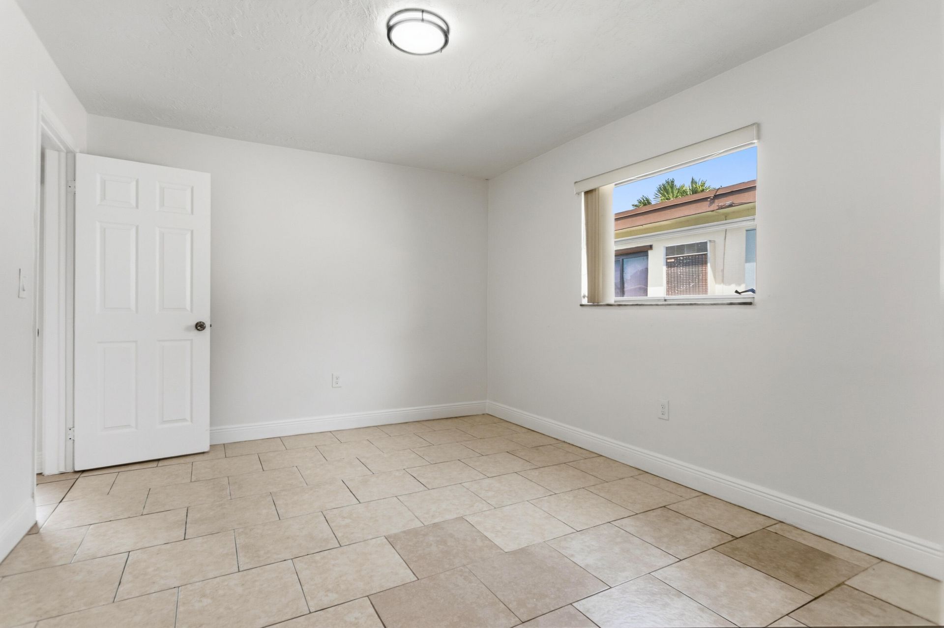 2000 NW 91st Way, Sunrise, FL 33322 Photo