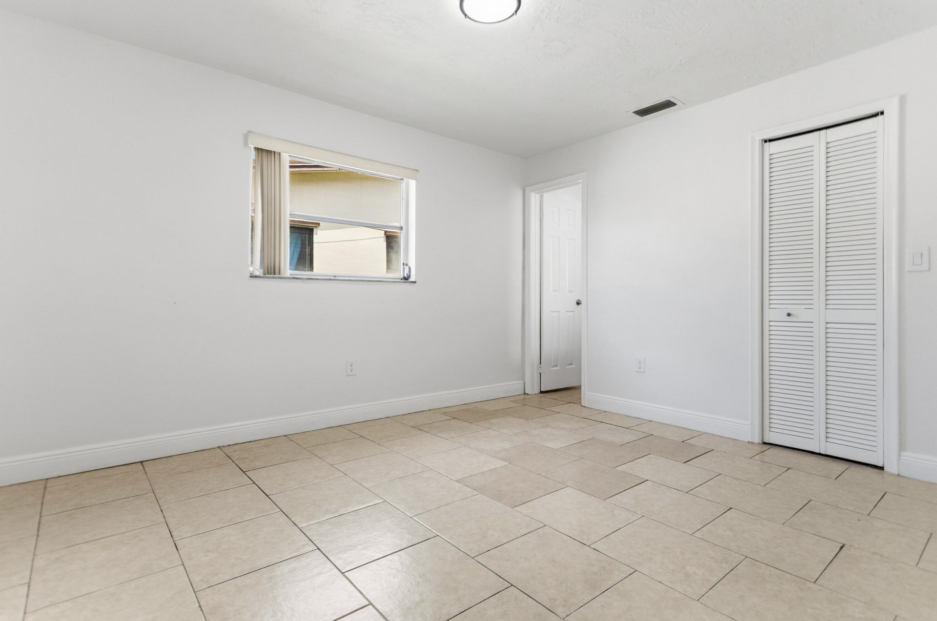 2000 NW 91st Way, Sunrise, FL 33322 Photo
