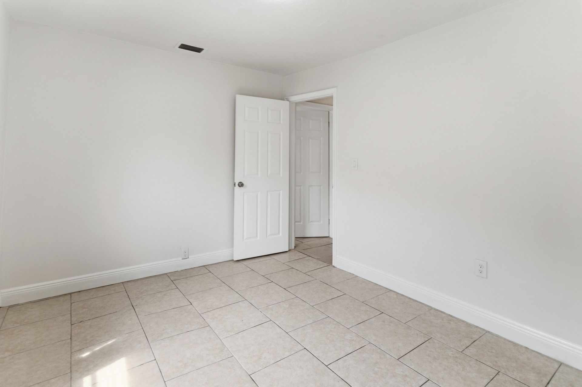 2000 NW 91st Way, Sunrise, FL 33322 Photo