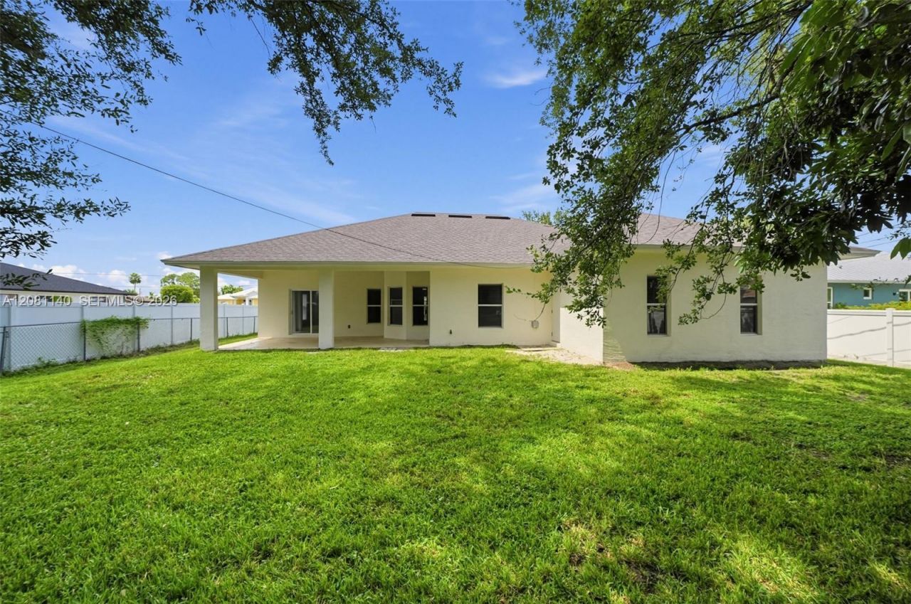 2187 SW Algiers St, Port Saint Lucie, FL 34953 Photo