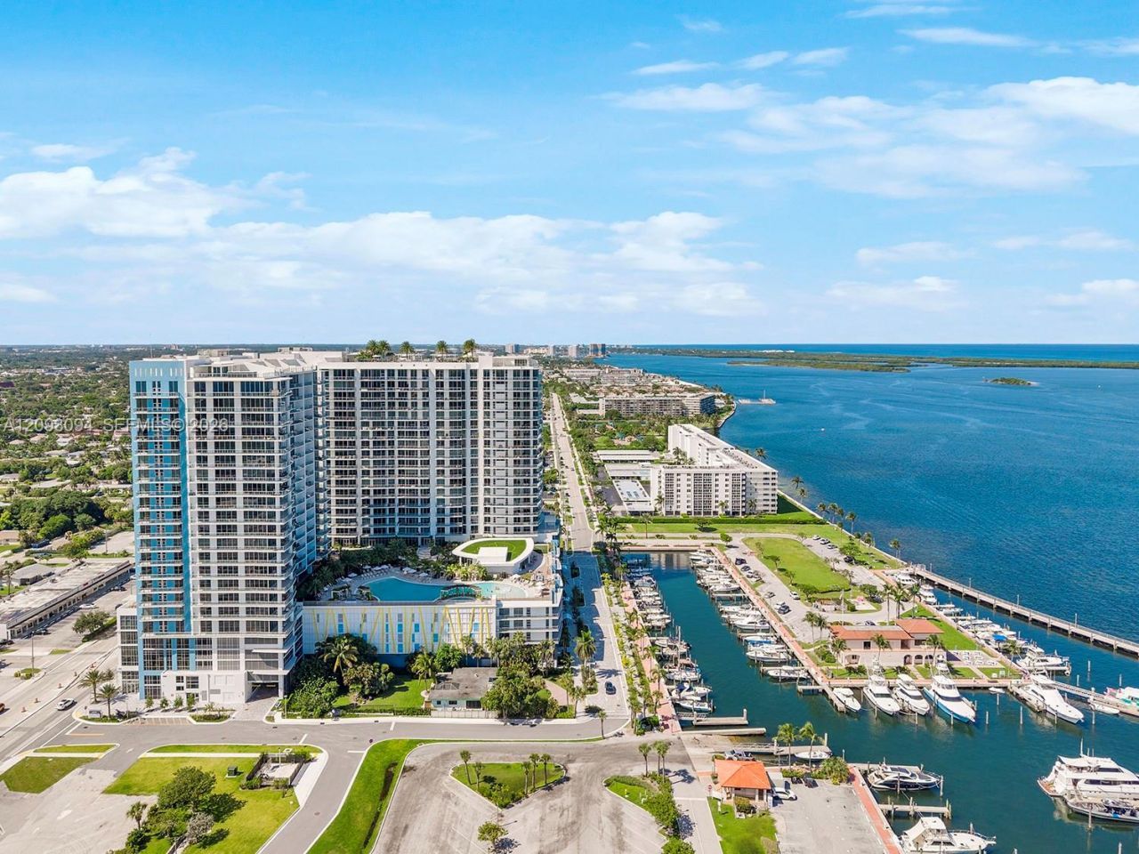 220 Lake Shore Dr , Unit 1512, West Palm Beach, FL 33403 Photo