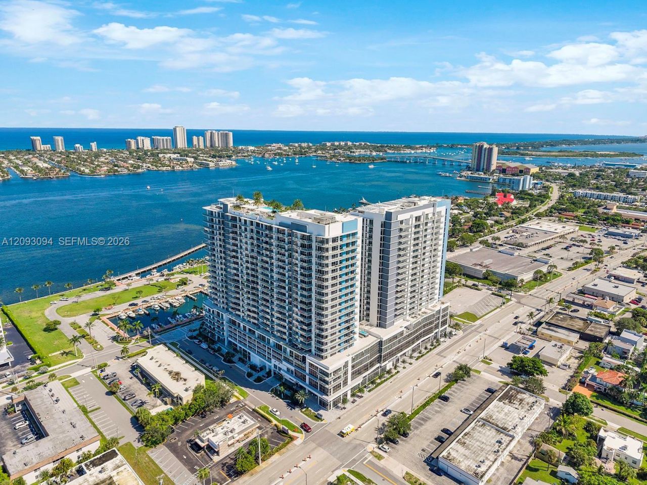 220 Lake Shore Dr , Unit 1512, West Palm Beach, FL 33403 Photo