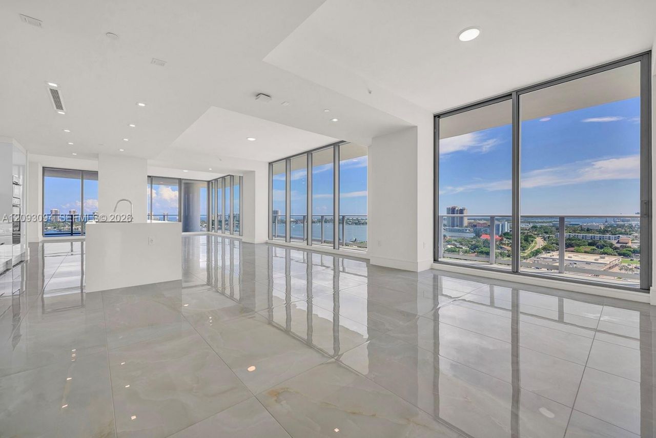 220 Lake Shore Dr , Unit 1512, West Palm Beach, FL 33403 Photo
