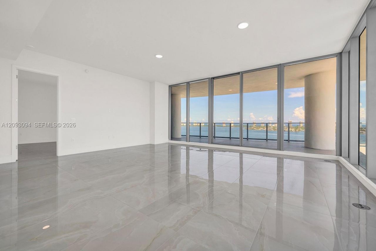220 Lake Shore Dr , Unit 1512, West Palm Beach, FL 33403 Photo