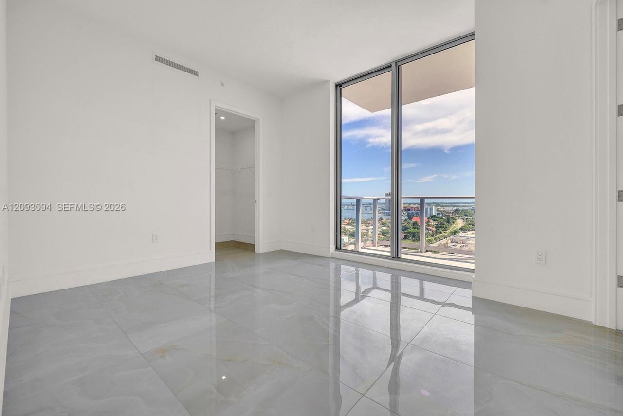 220 Lake Shore Dr , Unit 1512, West Palm Beach, FL 33403 Photo