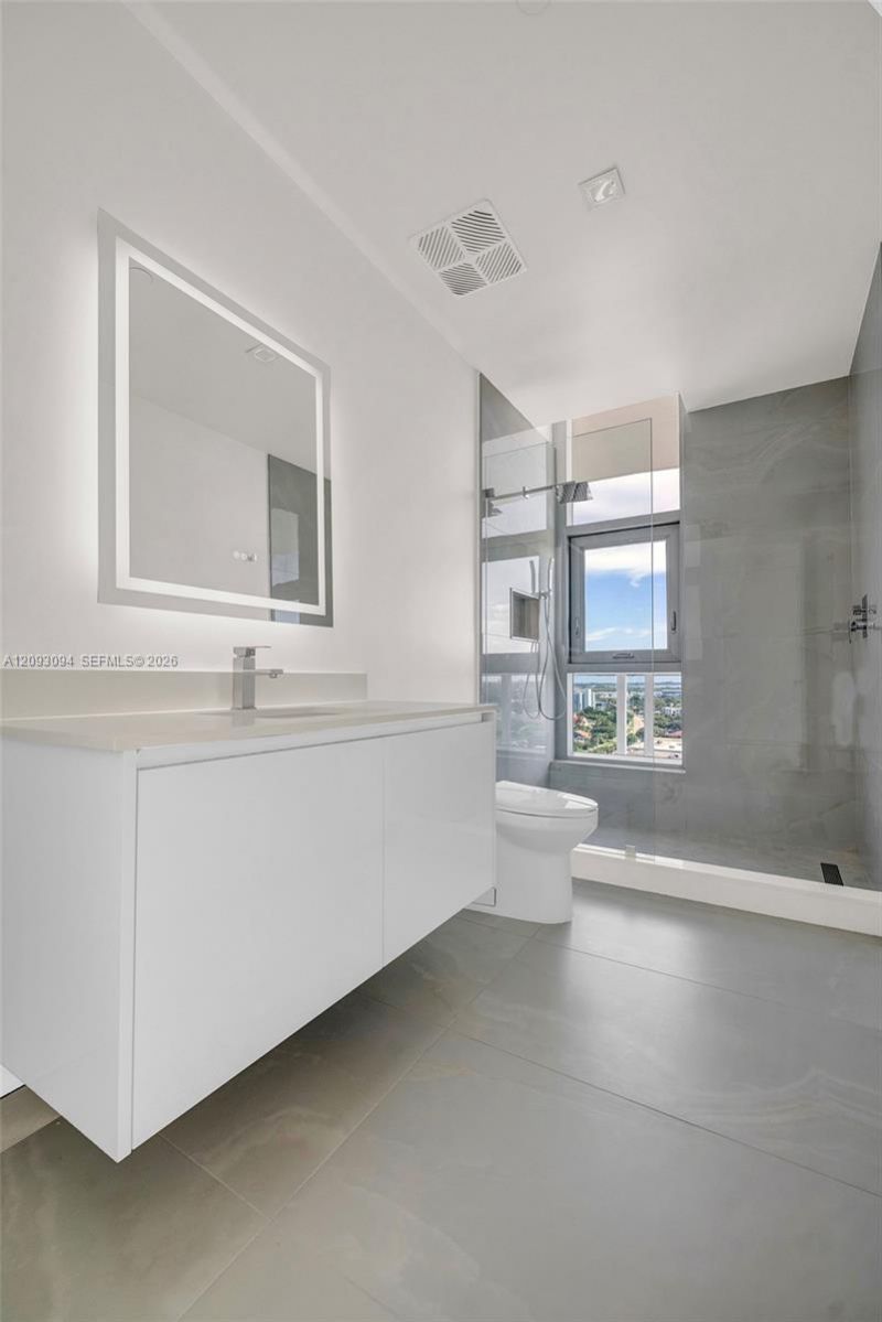 220 Lake Shore Dr , Unit 1512, West Palm Beach, FL 33403 Photo