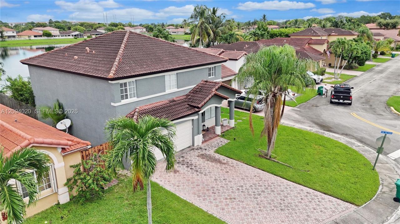 12061 SW 135th Ter , Miami, FL 33186 Photo
