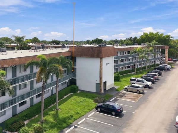 2200 Springdale Blvd , Unit 209, Palm Springs, FL 33461