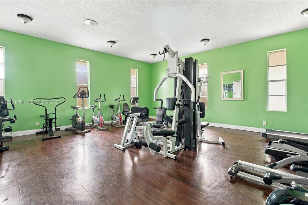 2200 Springdale Blvd, Unit 209, Palm Springs, FL 33461 Photo