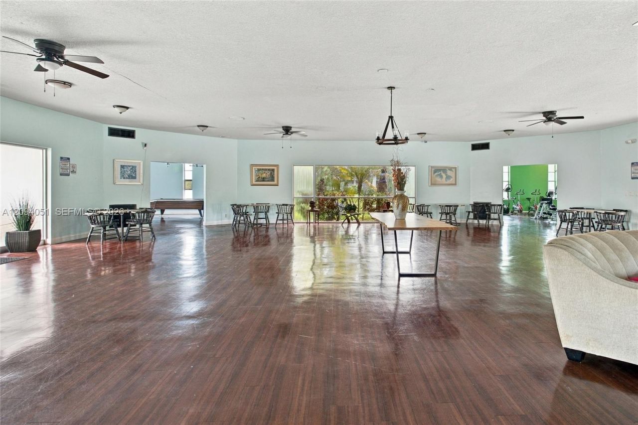 2200 Springdale Blvd, Unit 209, Palm Springs, FL 33461 Photo
