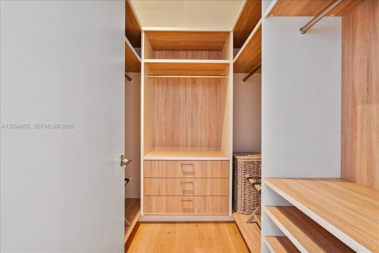 102 24th St , Unit PH-1607, Miami Beach, FL 33139 Photo