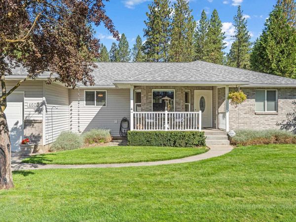 4605 E Greenbluff Rd, Colbert, WA 99005