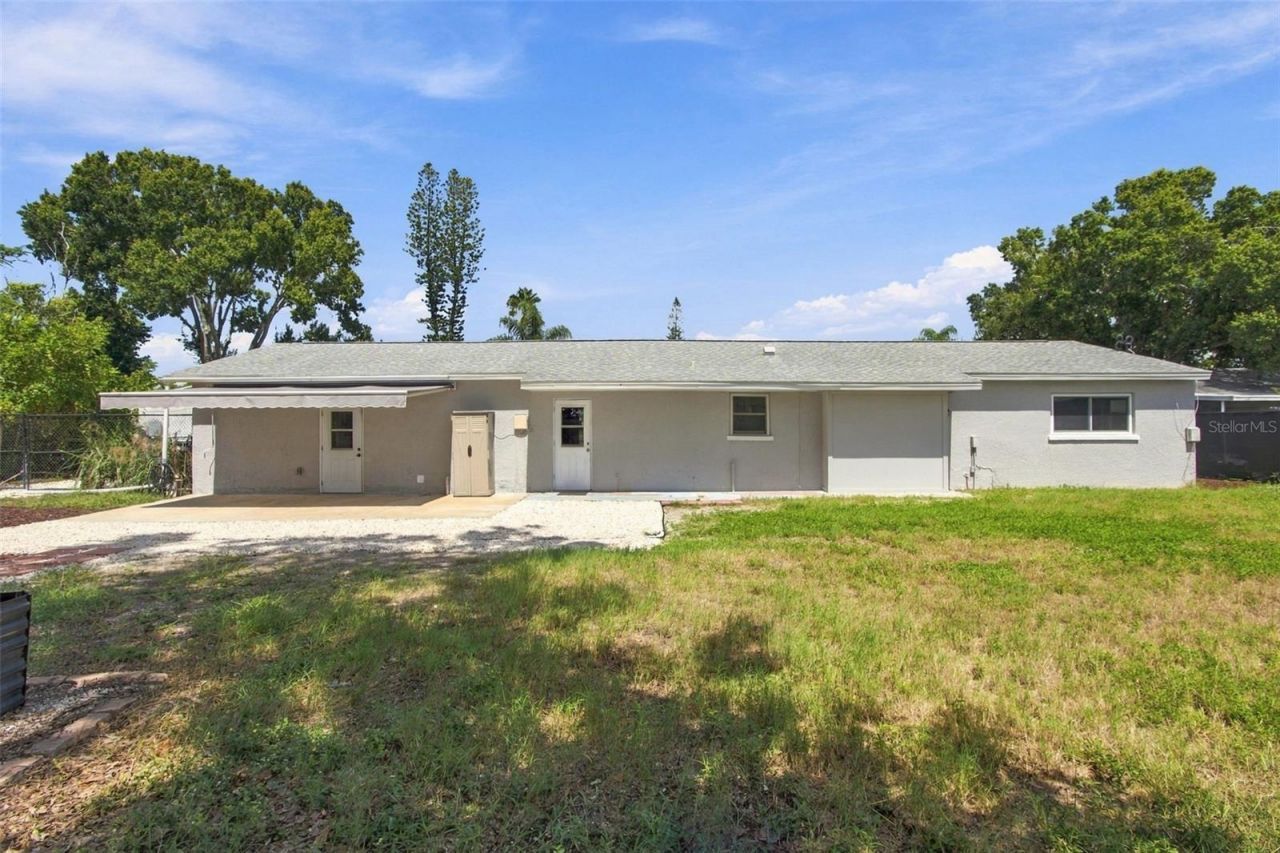 3705 28th Avenue W, Bradenton, FL 34205 Photo