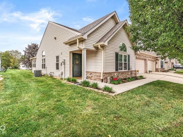 1209 Spencer Drive , Greenwood, IN 46143