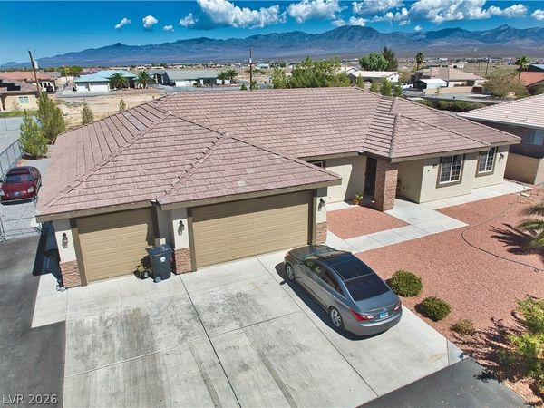 800 E Jaybird Street, Pahrump, NV 89048