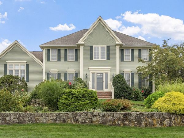 65 Bridle Path, Tewksbury, MA 01876