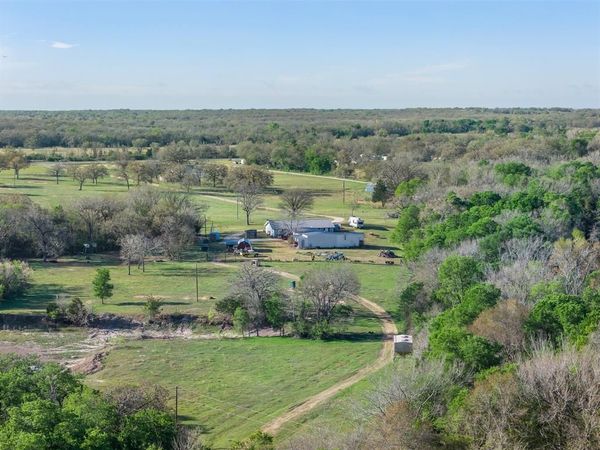 2313 E US Highway 79 , Rockdale, TX 76567