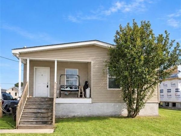 1925 BENJAMIN Street , Arabi, LA 70032