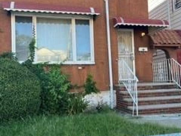 13940 231st Street , Laurelton, NY 11413