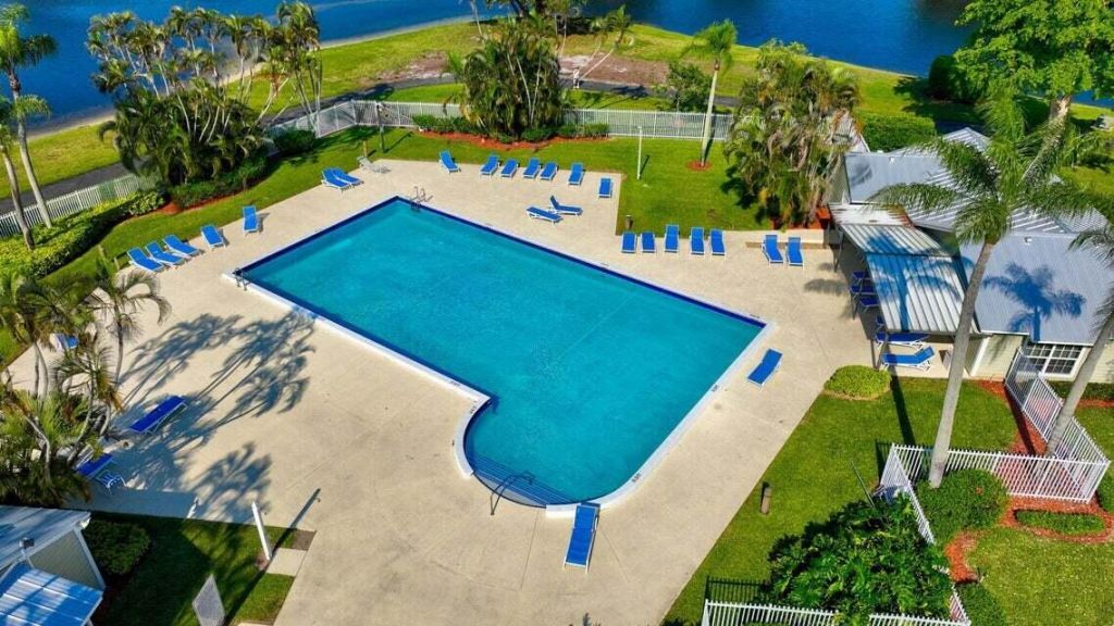 9099 Carma Drive, Boynton Beach, FL 33472 Photo