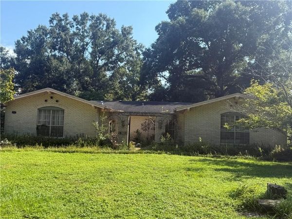 454 Vaughn Drive N, Satsuma, AL 36572