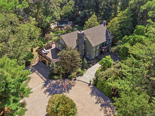 1 Evans Lane, Setauket, NY 11733