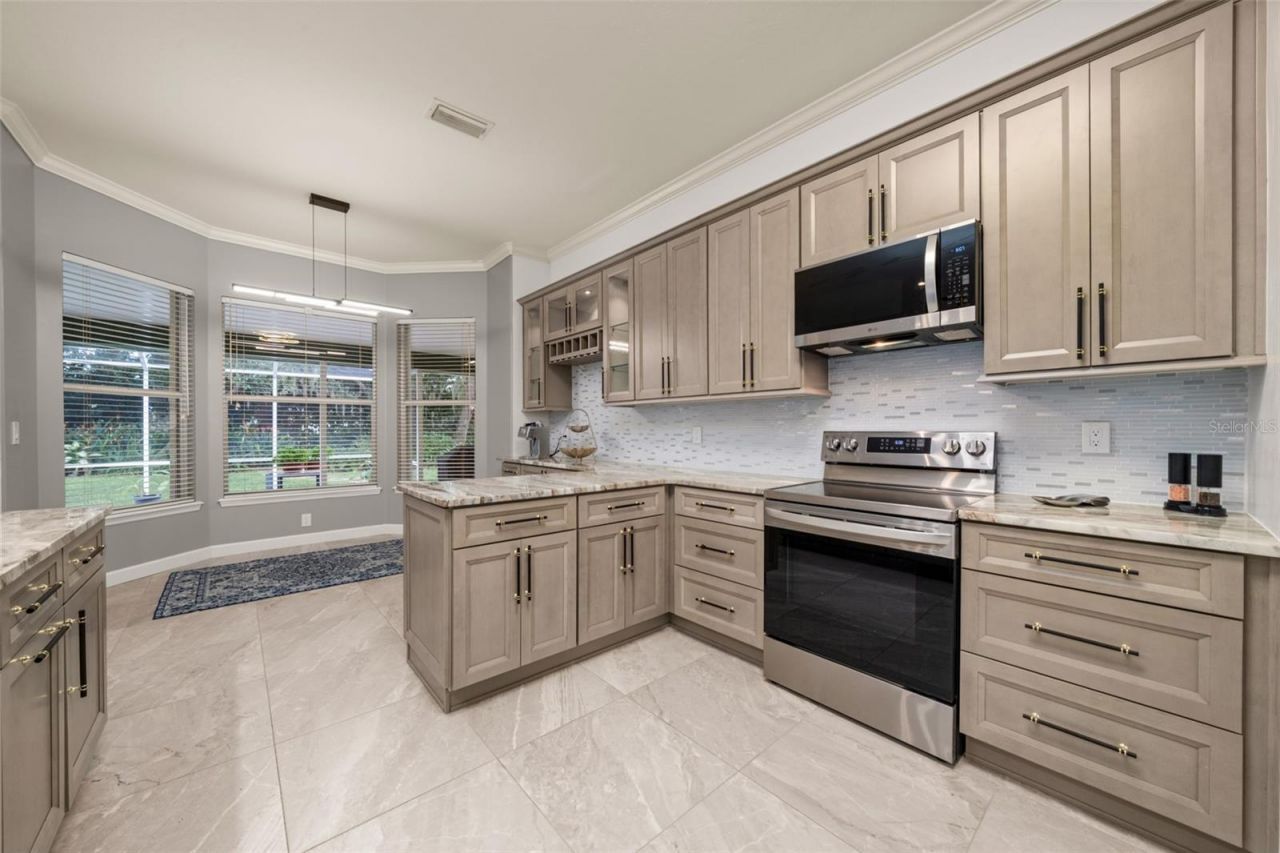 5092 Strafford Oaks Drive, Sebring, FL 33875 Photo