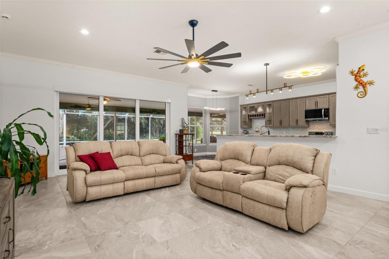 5092 Strafford Oaks Drive, Sebring, FL 33875 Photo
