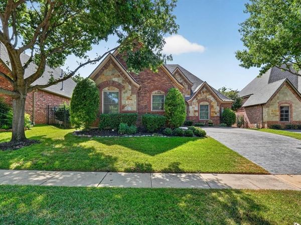 2824 Cotswold Court , Keller, TX 76248
