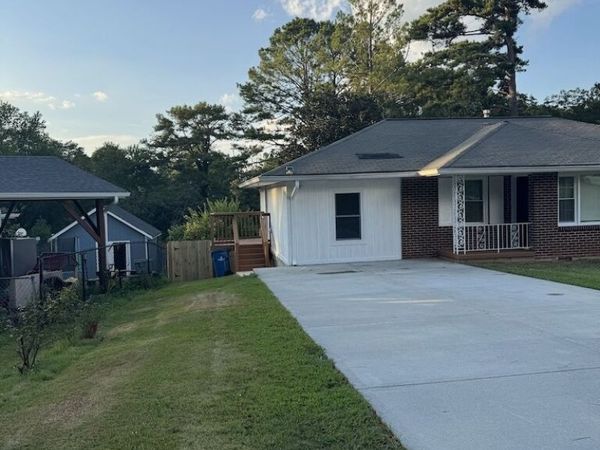 3067 Barksdale Circle, East Point, GA 30344