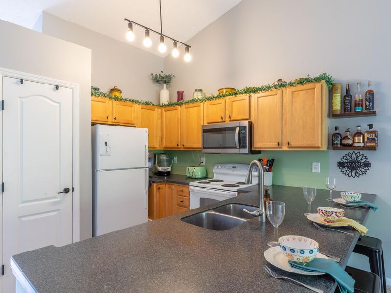 6334 Edgecreek Lane, Columbus, OH 43231 Photo 8